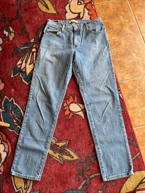 Levi's Relaxed Tapered 550 Classic Blue Women's Jeans Size 10
